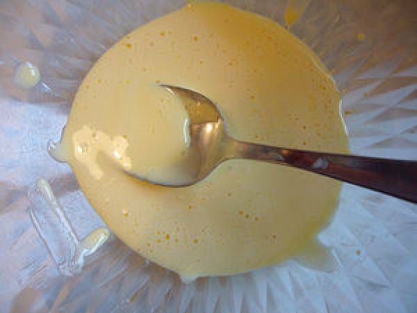 Parfait à la rhubarbe et coulis de framboise - Préparation etape 3