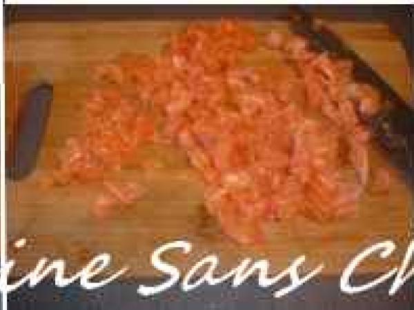 Aumônières de saumon fumé, garnies d'un tartare de saumon - Préparation etape 4