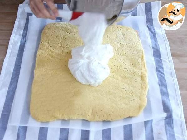 Bûche de Noël fourrée à la chantilly - Préparation etape 9