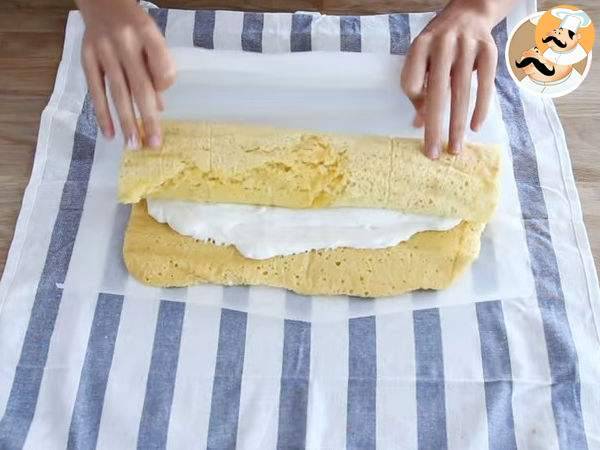 Bûche de Noël fourrée à la chantilly - Préparation etape 10