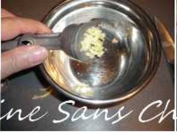 Marmite de la mer et sa sauce rouille - Préparation etape 1