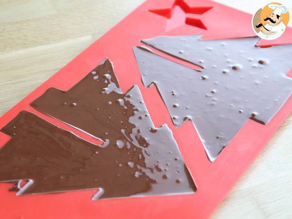Arbre de Noël au chocolat en 3D - Lékué - Préparation etape 5