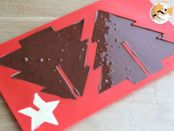 Arbre de Noël au chocolat en 3D - Lékué - Préparation etape 7
