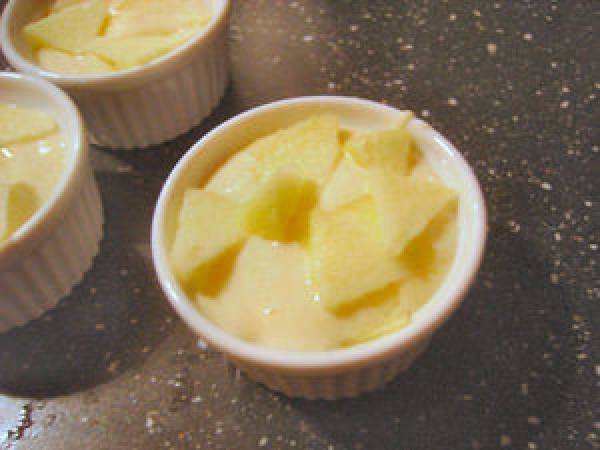 Clafoutis Pomme Cannelle à la vapeur - Préparation etape 2