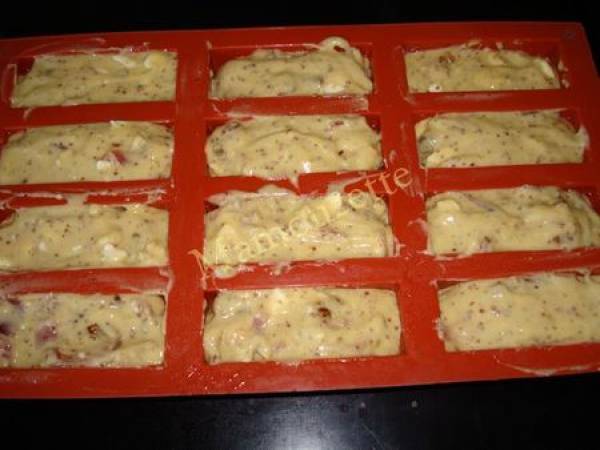 Mini cakes au jambon cru, aux figues et à la Vache qui rit. - Préparation etape 5