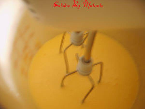 Savoureux cake thon-oignons-mozzarella - Préparation etape 3