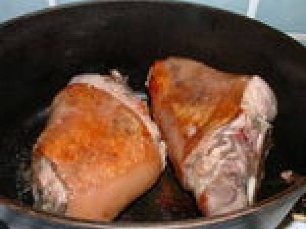 Jarret de porc caramélisé - Préparation etape 1