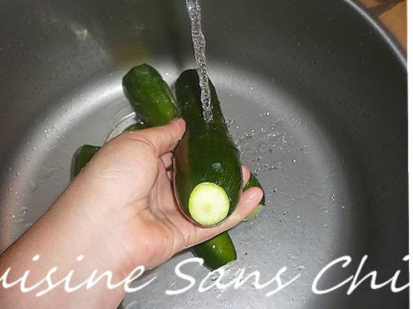 Blancs de poulet à l'orientale aux légumes - Préparation etape 2