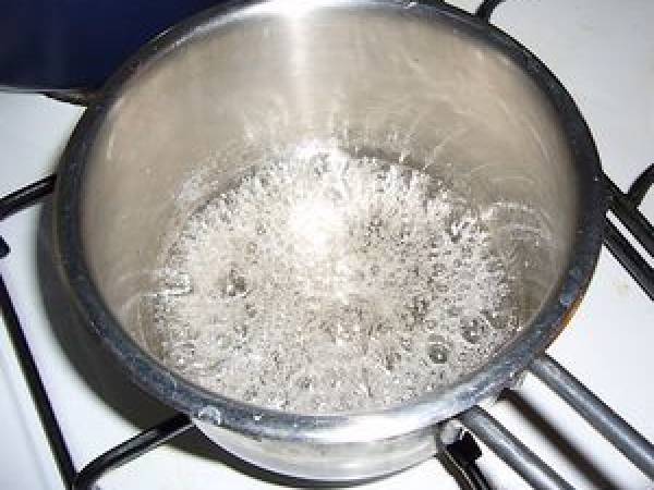 Crème caramel délicieuse et facile - Préparation etape 2