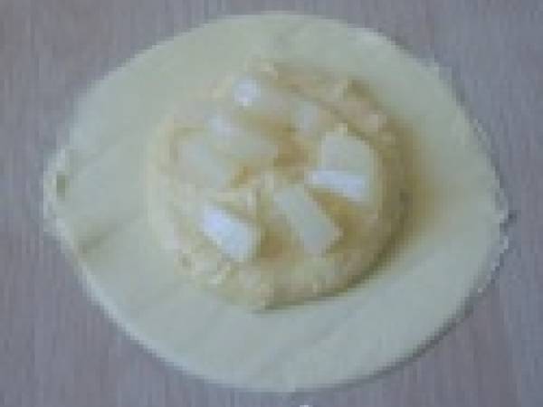 Chaussons à la crème frangipane et aux poires - Préparation etape 2