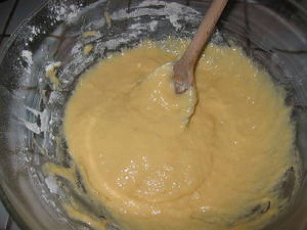 Délicieux et incontournable cake au thon - Préparation etape 1