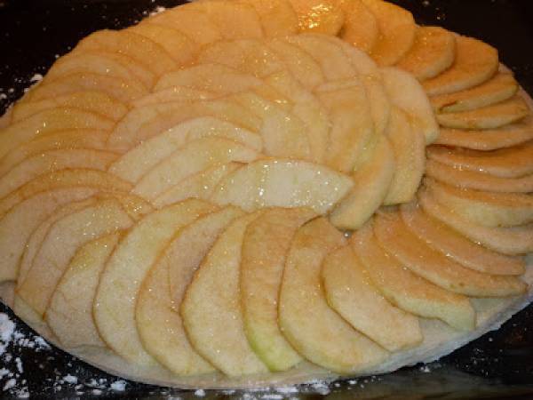 Tarte fine aux pommes version quick & light - Préparation etape 2