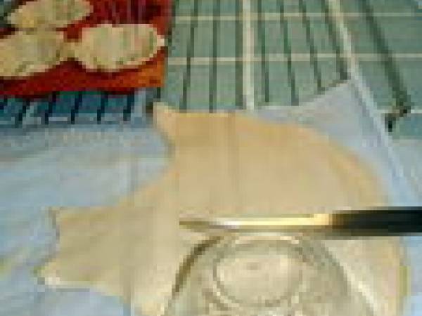 Croustades feuilletées aux foies de volaille - Préparation etape 1