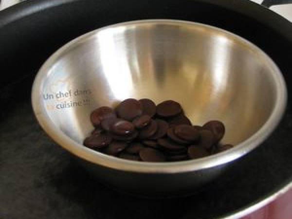 Larme Chocolat aux Griottines - Préparation etape 1