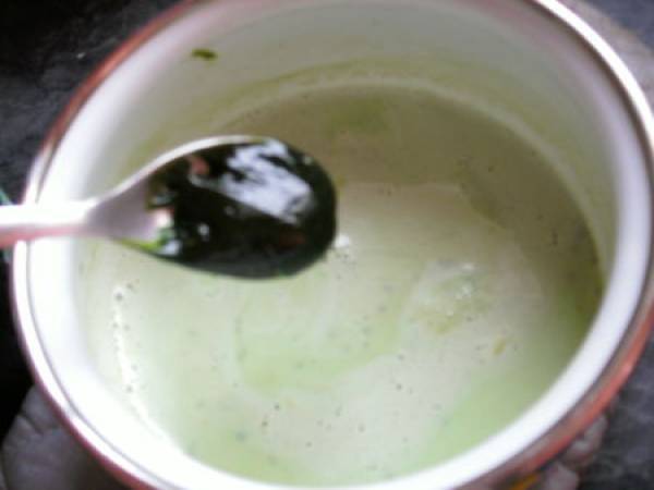 Flans à la pistache, couche craquante... au chocolat - Préparation etape 2