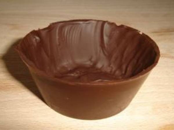 Chaud froid vanille marbrée caramel aux mirabelles flambées en coque chocolatée - Préparation etape 4