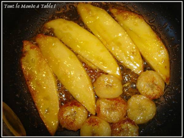 Coupe glacée fruits de la passion aux mangues et bananes rôties caramélisées - Préparation etape 4
