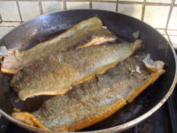 Filet de truite rose aux pommes et ananas - Préparation etape 5