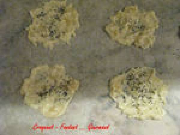 TUILES au FROMAGE et aux AMANDES - Préparation etape 5