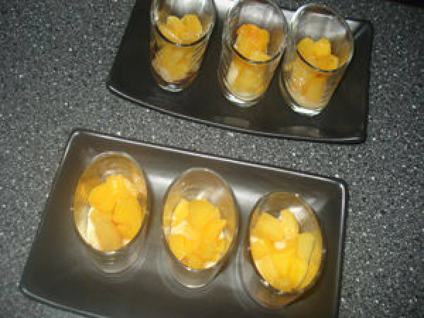 Trifle aux pêches et à la vanille - Préparation etape 4