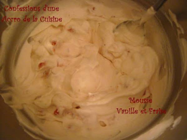 Mousse Vanille et Fraises - Préparation etape 3