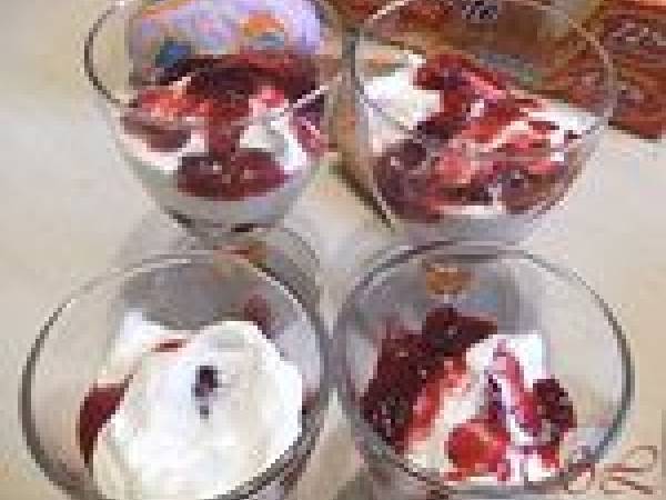 Crumble de fruits rouges sur lit de fromage blanc - Préparation etape 5