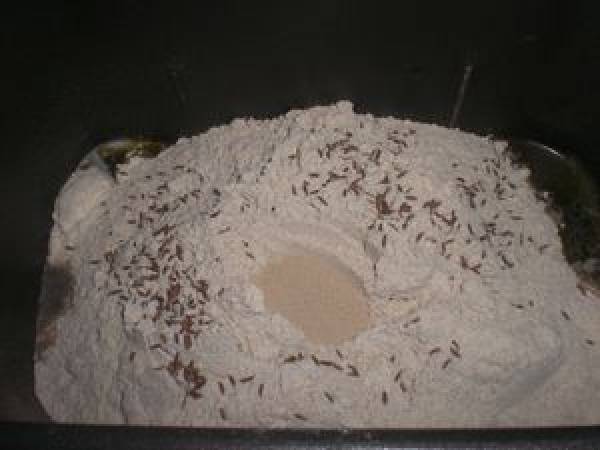 PAIN AU GRAINES DE CARVI - Préparation etape 1