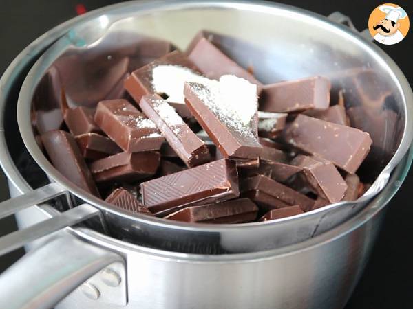 Oeufs en chocolat de Pâques - Préparation etape 1