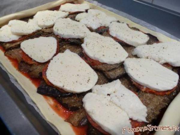TARTE AUX AUBERGINES GRILLEES CHORIZO MOZZARELLA - Préparation etape 6