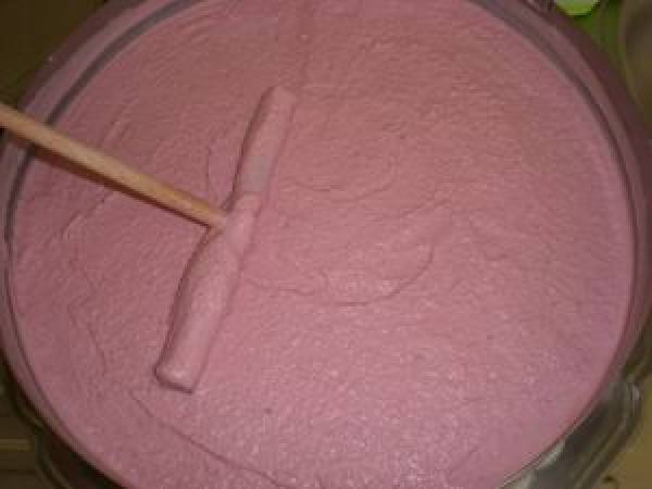 VACHERIN GLACE AU CHOCOLAT BLANC/FRAMBOISES - Préparation etape 4