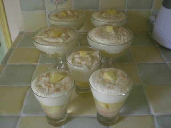 COUPE TIRAMISU A L'ANANAS FRAIS - Préparation etape 4