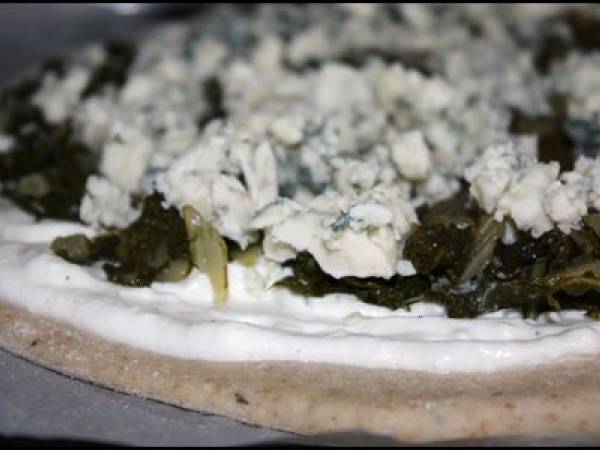 Pizza aux blettes, ricotta et gorgonzola - Préparation etape 3