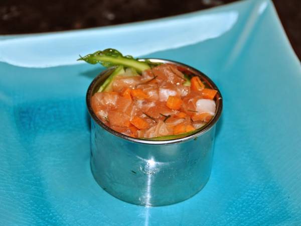 Tartare de saumon frais aux asperges, gel de citron vert - Préparation etape 5