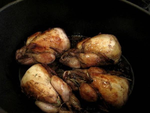 Cailles farcies aux raisins et aux figues - Préparation etape 2