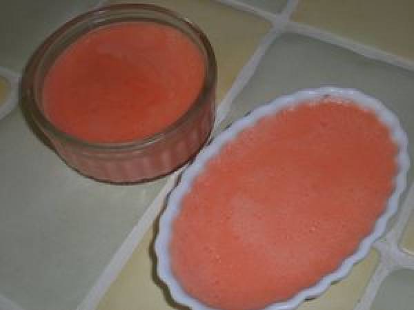 CREME BRULEE AUX CARAMBARS BARBE A PAPA - Préparation etape 4