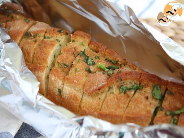 Pain à l'ail et au persil - Préparation etape 6