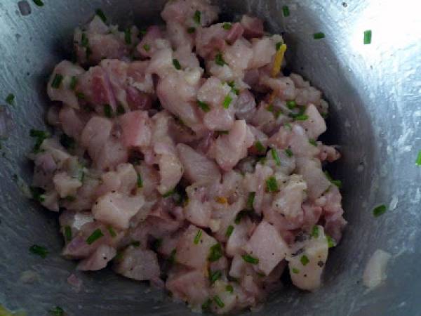 Tartare des maquereaux avec une salade de 3 tomates - Préparation etape 1