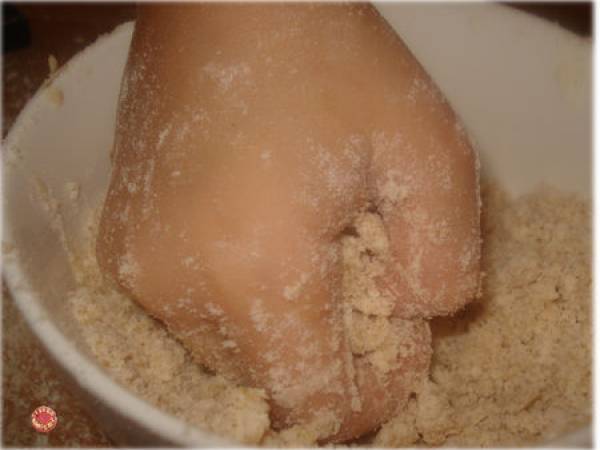 Muffins poire vanille et son streusel - Préparation etape 2