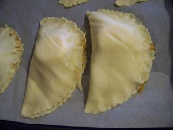 Petits chaussons farcis au royal d'aubergine et fromage de chévre!! - Préparation etape 5