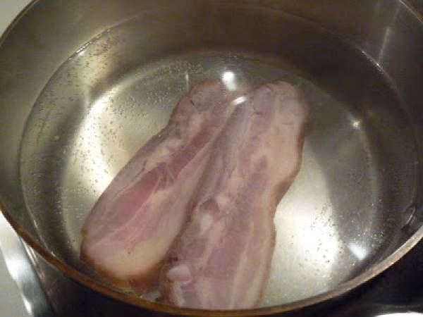 Haricots verts, poires et lard - Bohnen, Speck und Birnen - Préparation etape 1