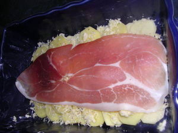 GRATIN DE POMMES DE TERRE AU JAMBON DE PAYS - Préparation etape 5