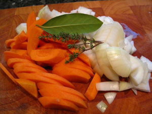 Côte de veau au jus tomaté, écrasée de pomme de terre à l'huile de truffe, .. - Préparation etape 4