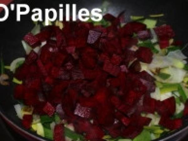 Gratin de betteraves, poireaux, pommes de terre - Préparation etape 2
