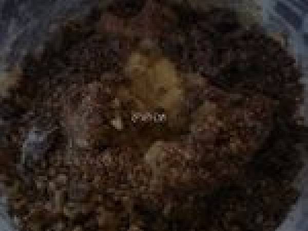 Cake à la banane, chocolat au lait et noix de pécan - Préparation etape 3