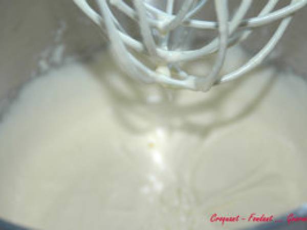 GÂTEAU MOELLEUX aux GRIOTTES - Préparation etape 4