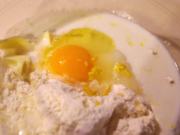 Muffins façon tarte au citron meringuée - Préparation etape 1