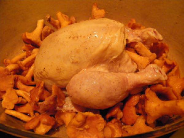 Coquelet cocotte aux girolles et au martini blanc - Préparation etape 4