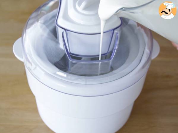 Glace au yaourt et à la framboise - Préparation etape 7