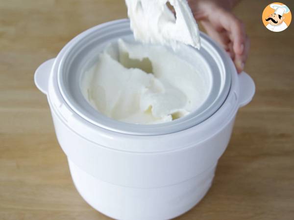 Glace au yaourt et à la framboise - Préparation etape 8