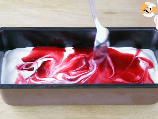 Glace au yaourt et à la framboise - Préparation etape 10